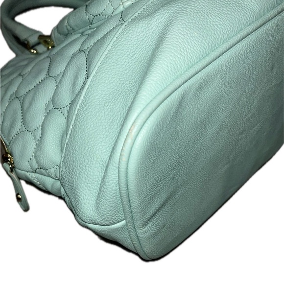 Betsey Johnson Green Quilted Satchel with a Cream Bow - Picture 10 of 14